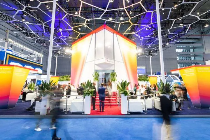 Çin Kitap Fuarları Çince Tercüman